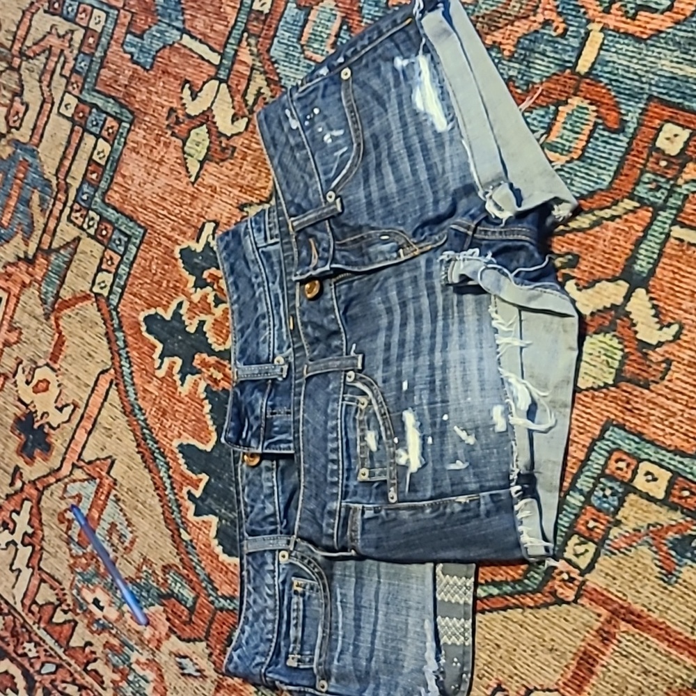 America Eagle jean shorts LOT (2)